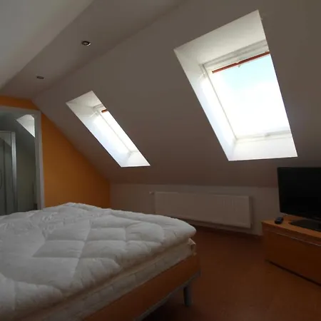 Haus Bellevue _ Og_fewo * Гёрен-Леббин